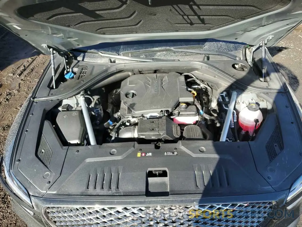 12 fotografías del automóvil dañado KMUMADTBXSU174976 GENESIS GV70 BASE 2025