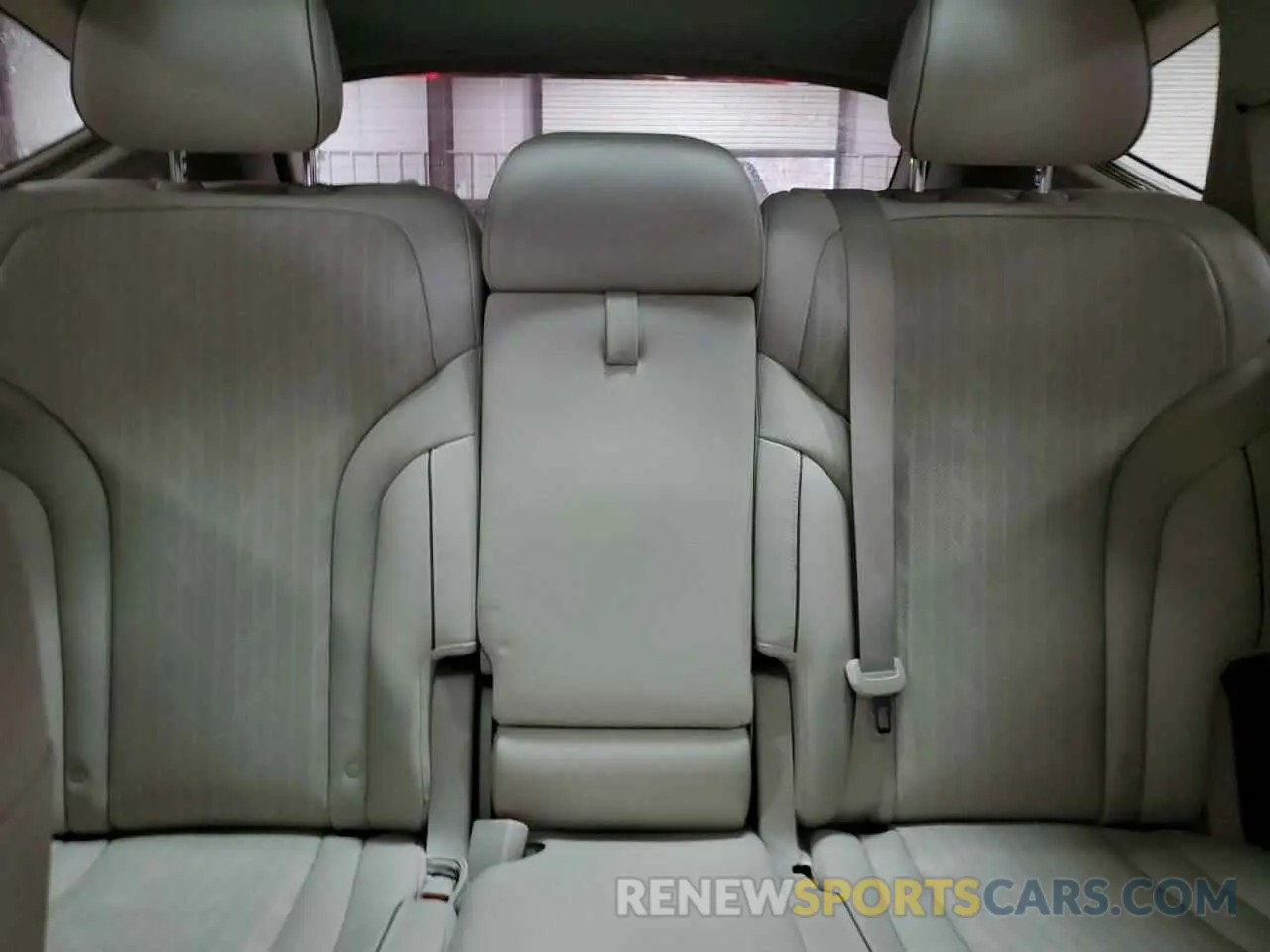 10 fotografías del automóvil dañado KMUHBDSB4MU035199 GENESIS GV80 2021