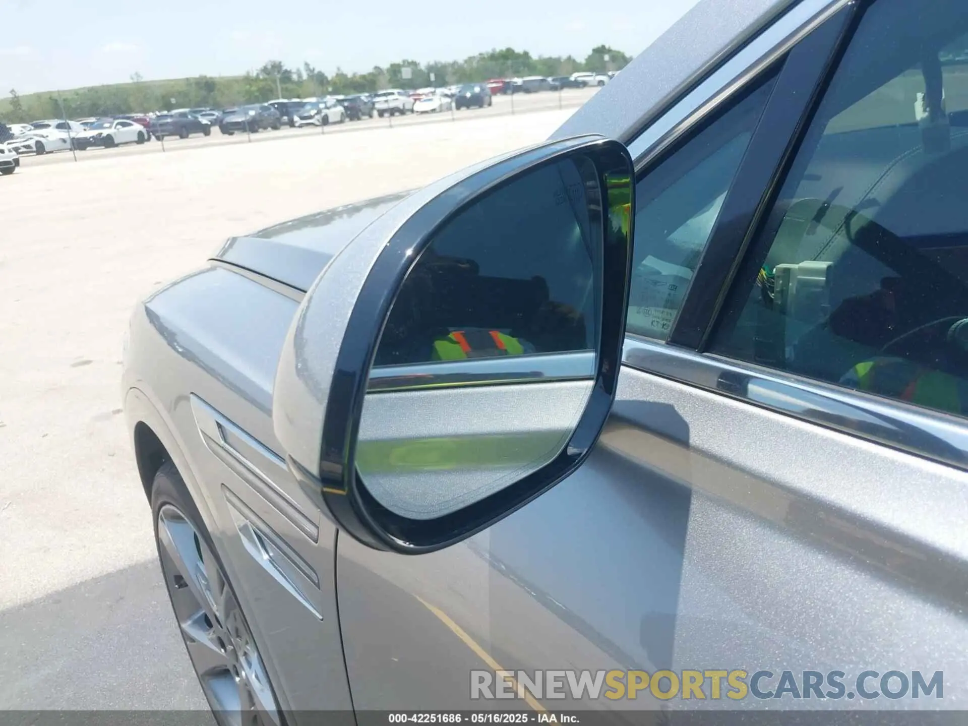 9 fotografías del automóvil dañado KMUHBDSB4MU061270 GENESIS GV80 2021
