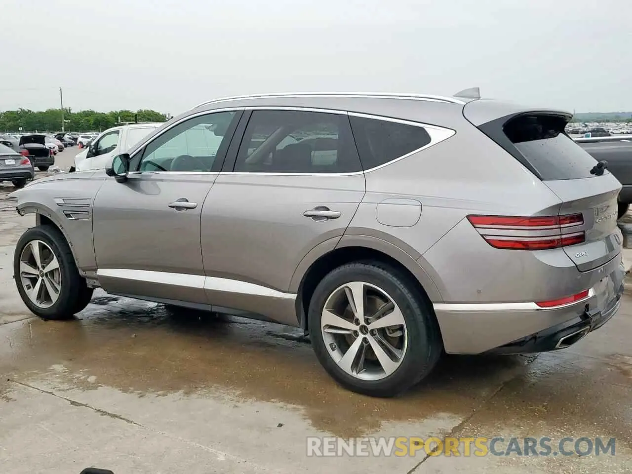 2 fotografías del automóvil dañado KMUHCESC2MU040722 GENESIS GV80 2021