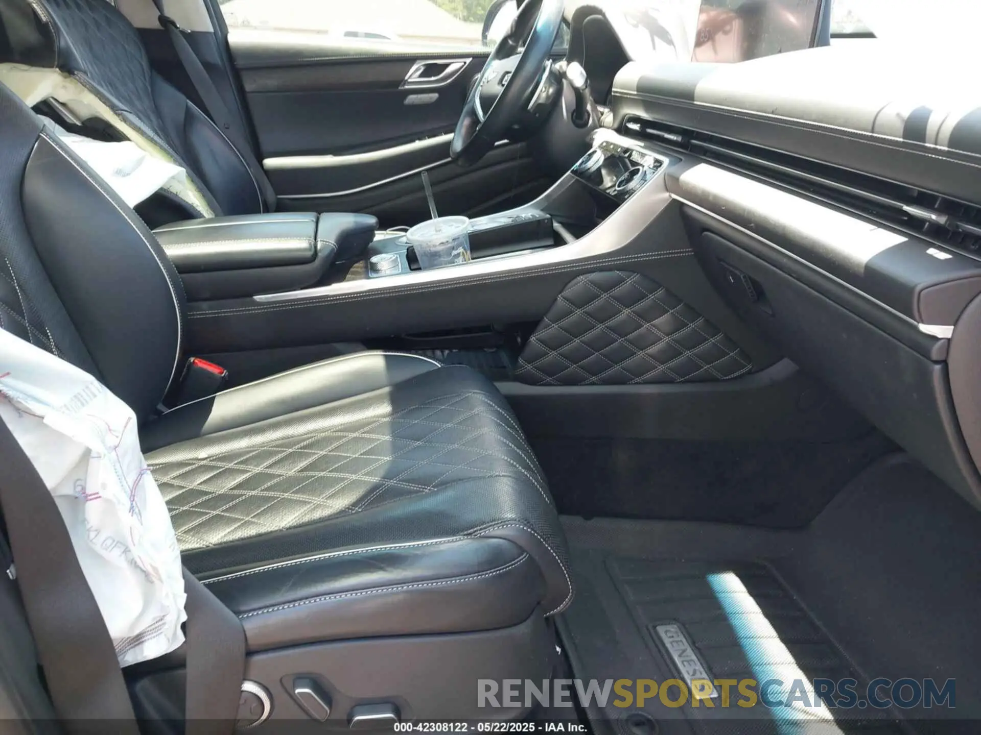 5 fotografías del automóvil dañado KMUHCESC4MU031634 GENESIS GV80 2021
