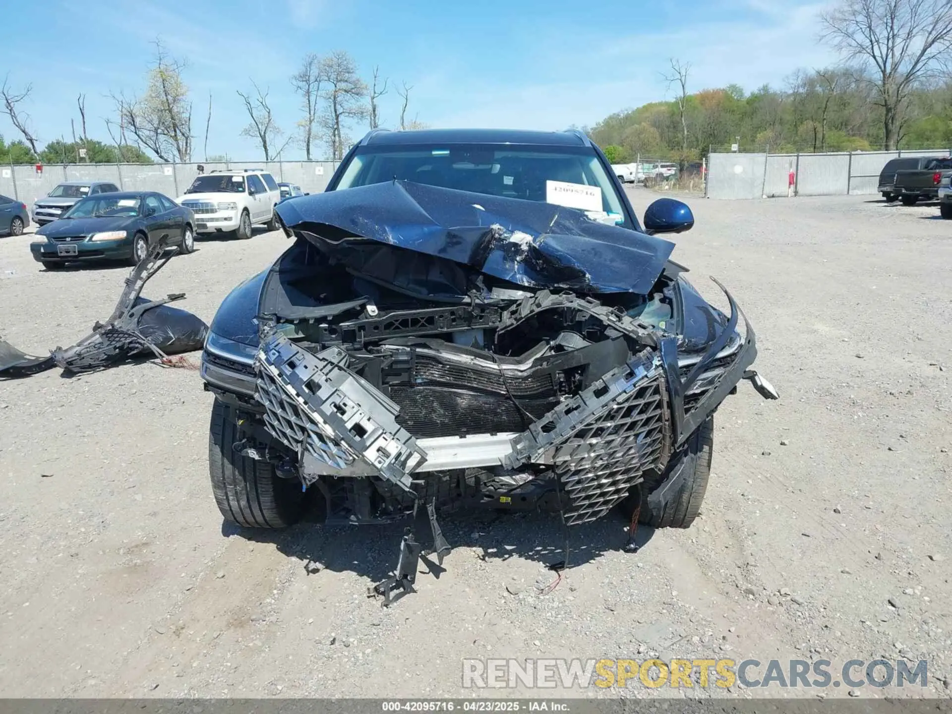 13 fotografías del automóvil dañado KMUHCESC7MU066507 GENESIS GV80 2021