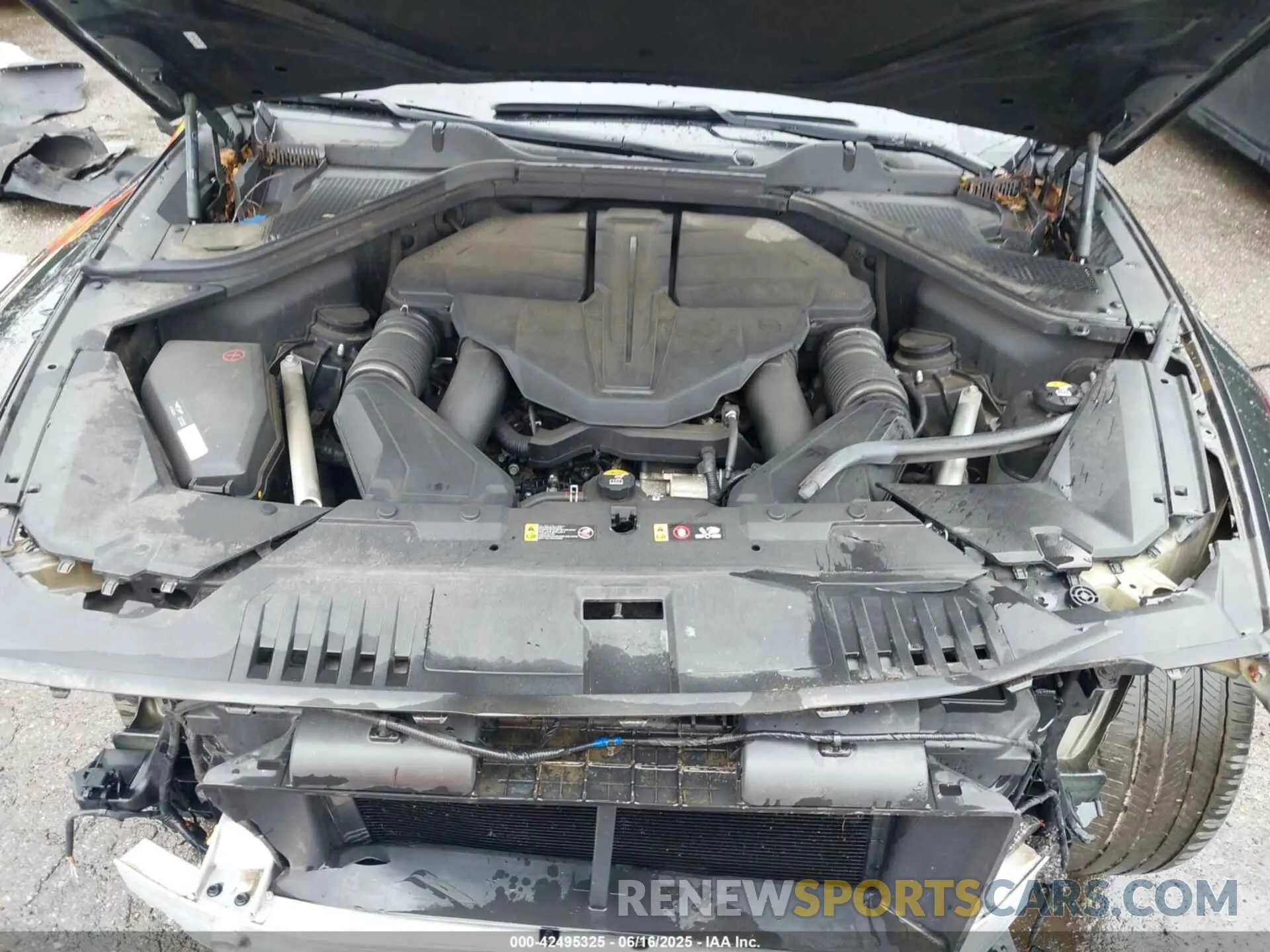 10 fotografías del automóvil dañado KMUHCESC9MU068355 GENESIS GV80 2021