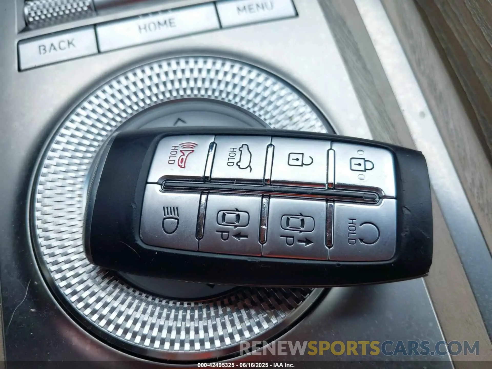 11 fotografías del automóvil dañado KMUHCESC9MU068355 GENESIS GV80 2021