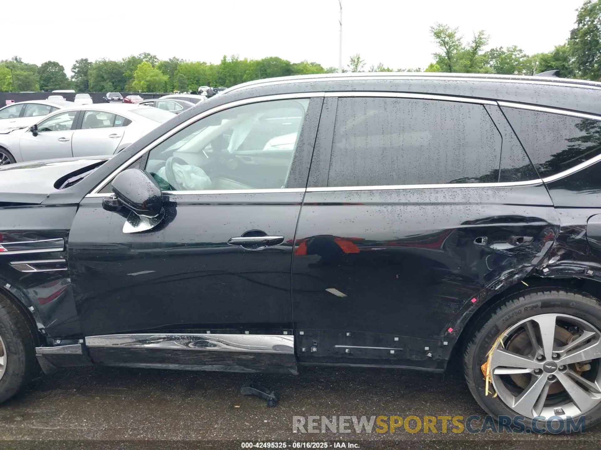 14 fotografías del automóvil dañado KMUHCESC9MU068355 GENESIS GV80 2021