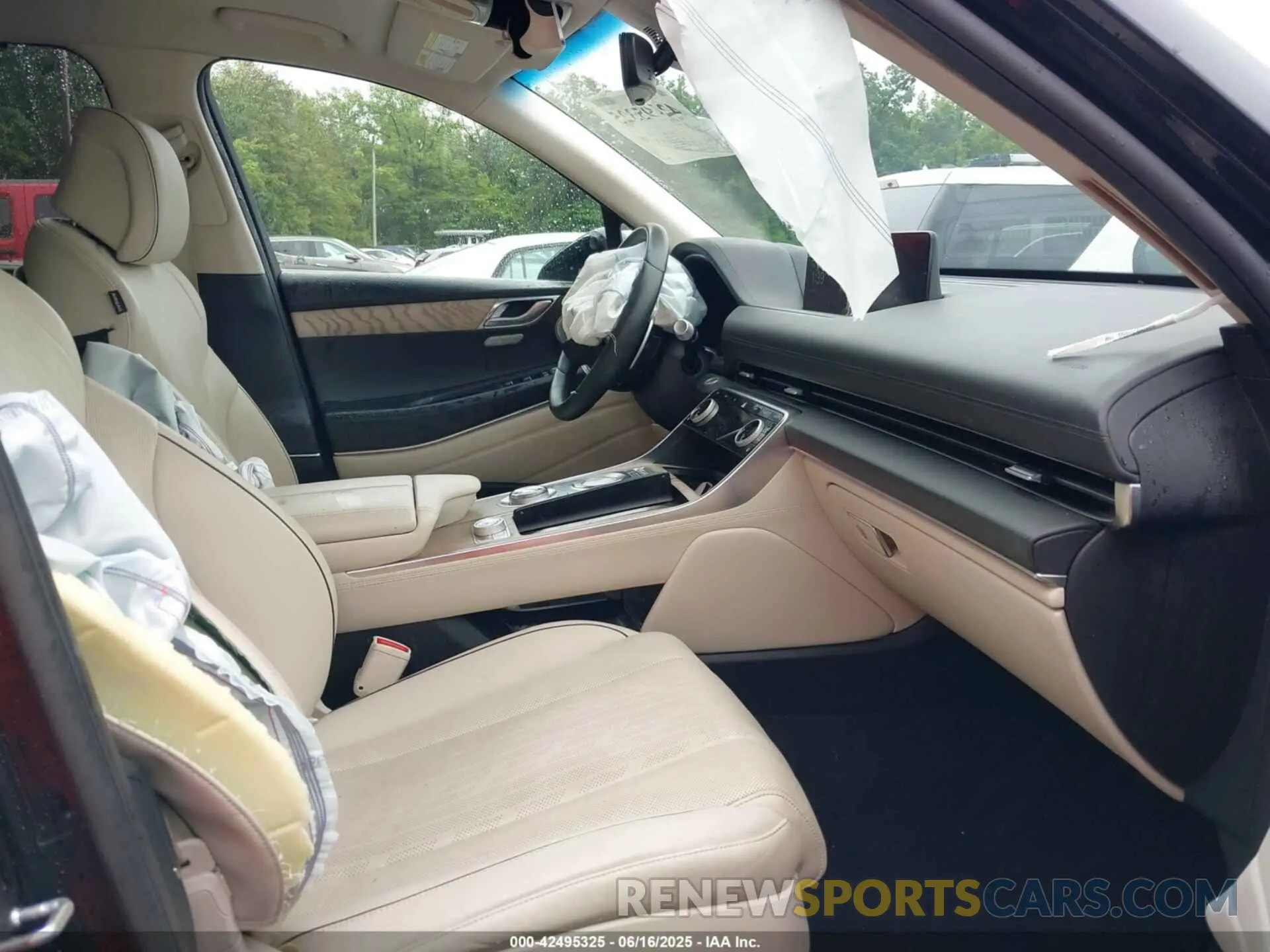 5 fotografías del automóvil dañado KMUHCESC9MU068355 GENESIS GV80 2021