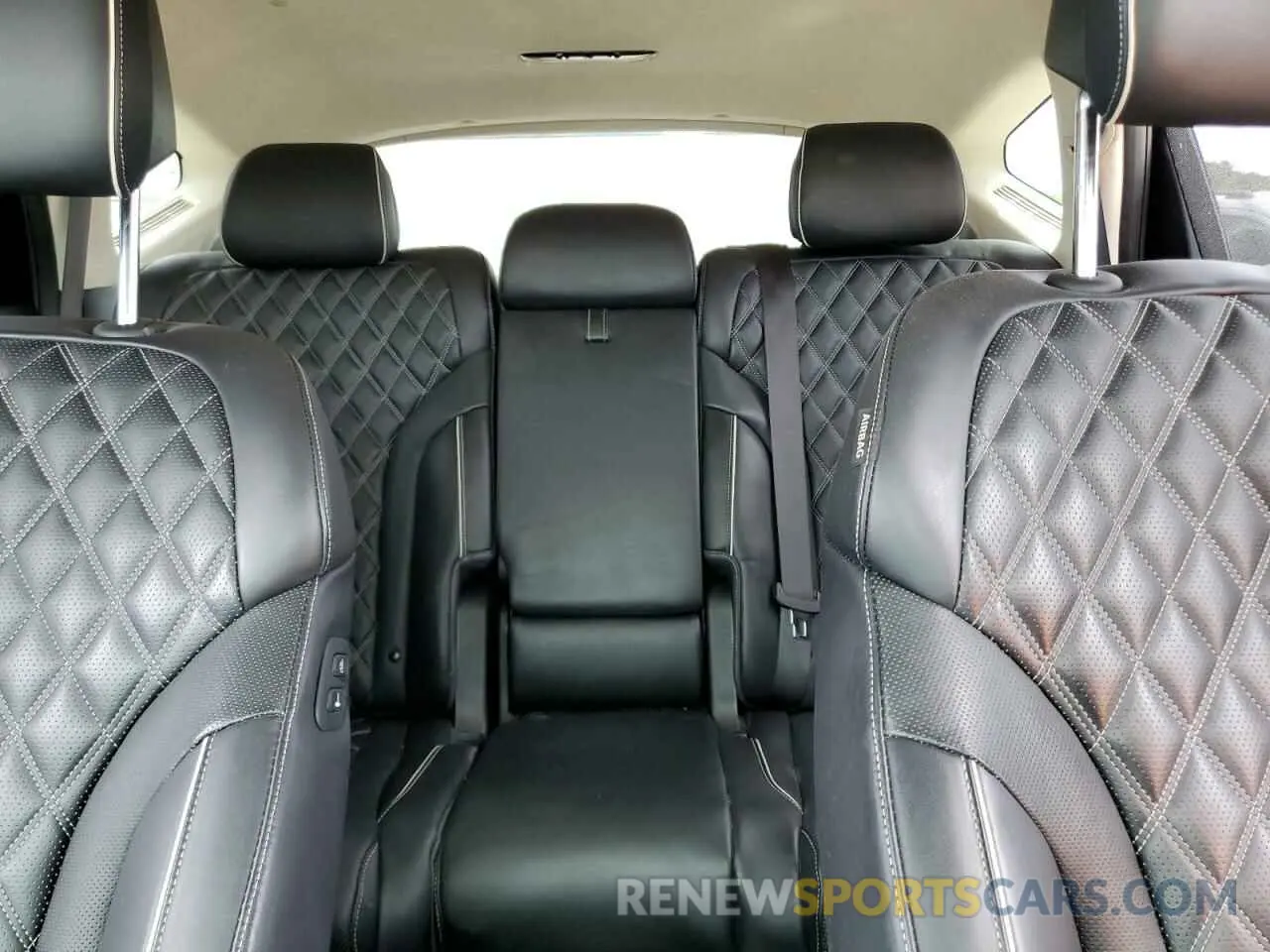 10 fotografías del automóvil dañado KMUHCESC3NU084987 GENESIS GV80 2022