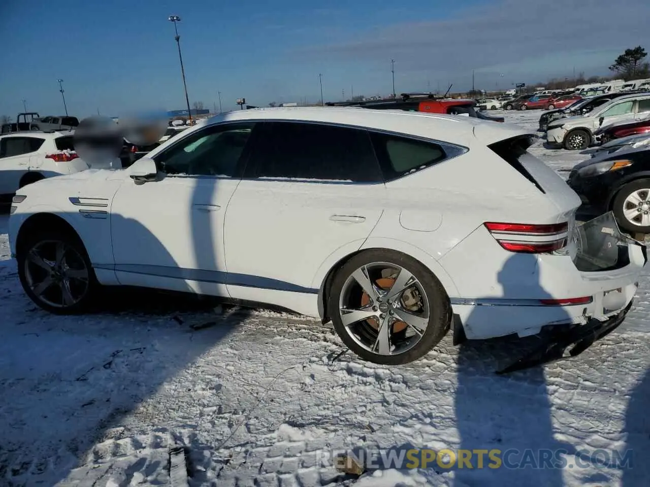 2 fotografías del automóvil dañado KMUHCESC6NU083400 GENESIS GV80 2022