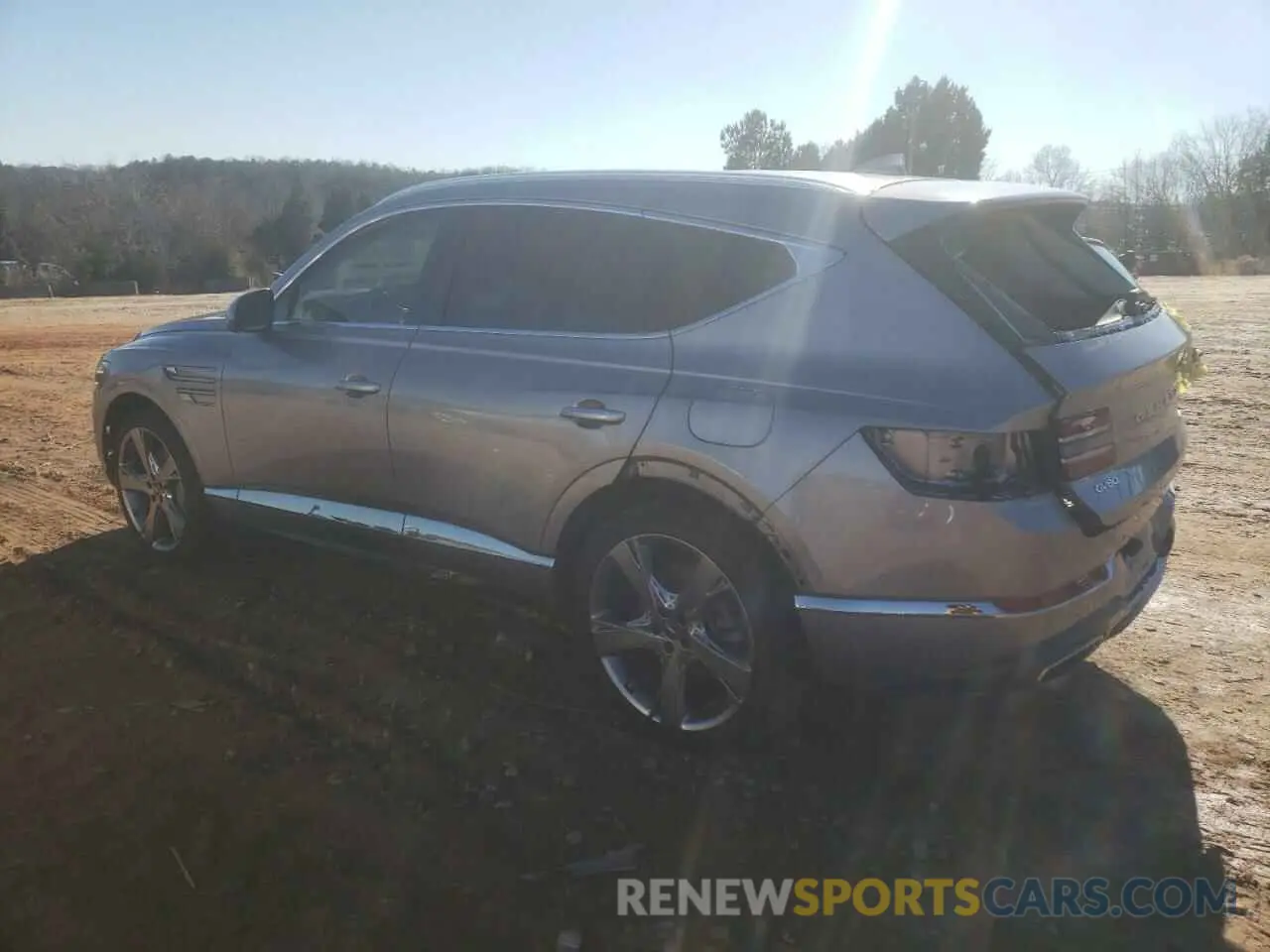 2 fotografías del automóvil dañado KMUHCESC8NU084418 GENESIS GV80 2022
