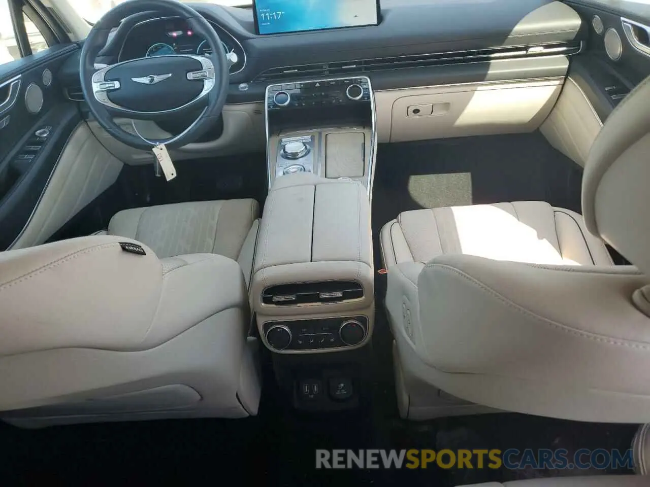 8 fotografías del automóvil dañado KMUHBDSB0PU111862 GENESIS GV80 2023