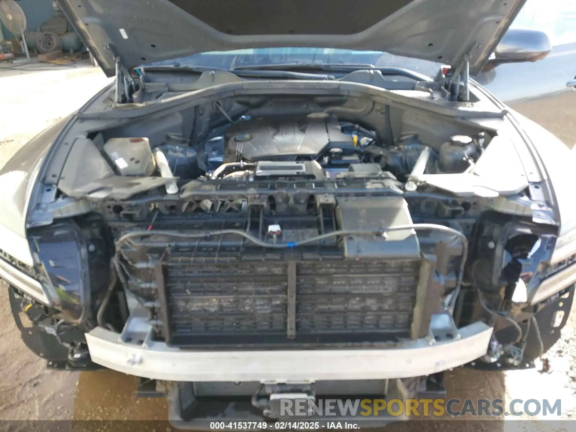 10 fotografías del automóvil dañado KMUHBDSB0PU140410 GENESIS GV80 2023
