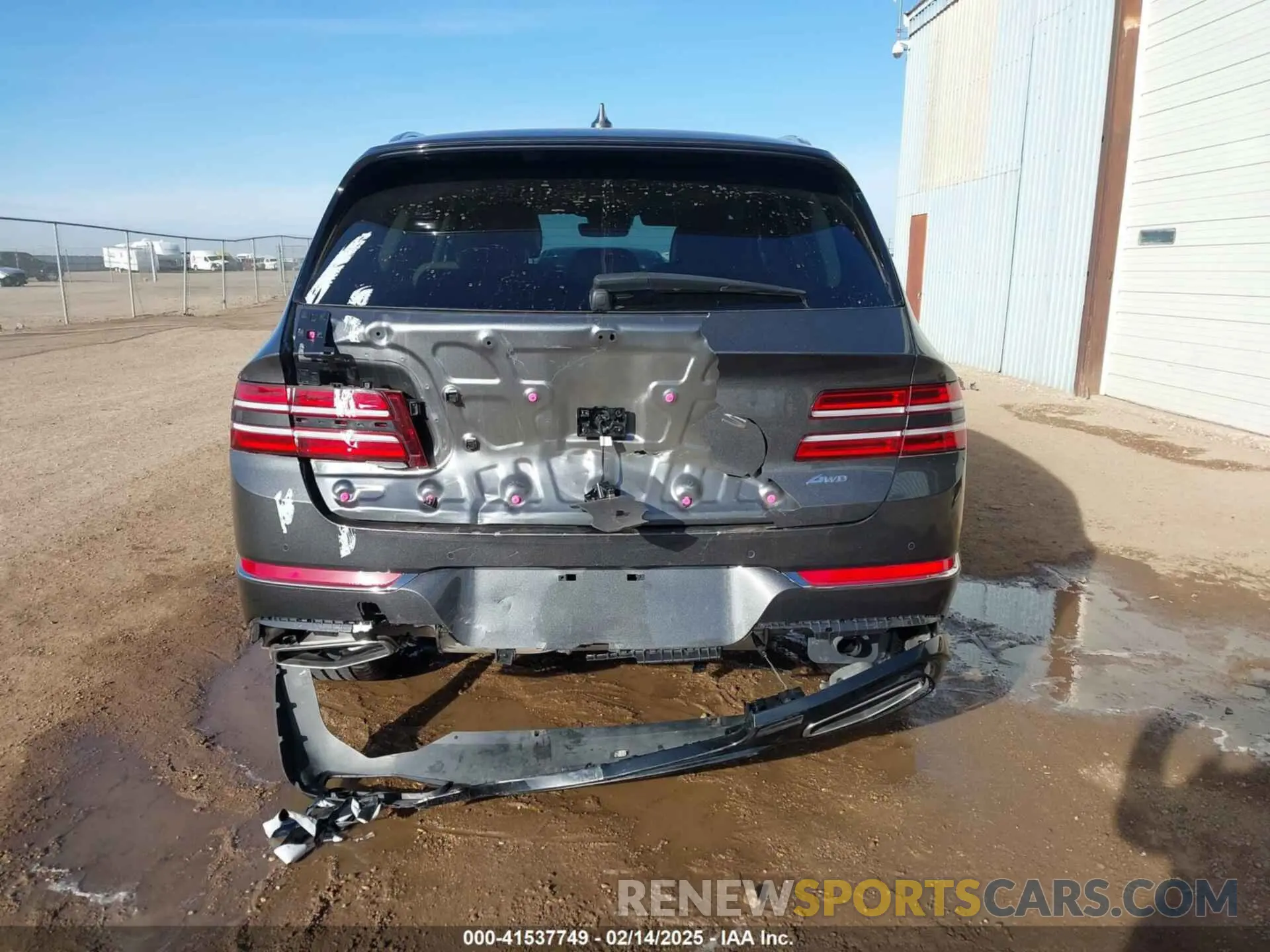 17 fotografías del automóvil dañado KMUHBDSB0PU140410 GENESIS GV80 2023