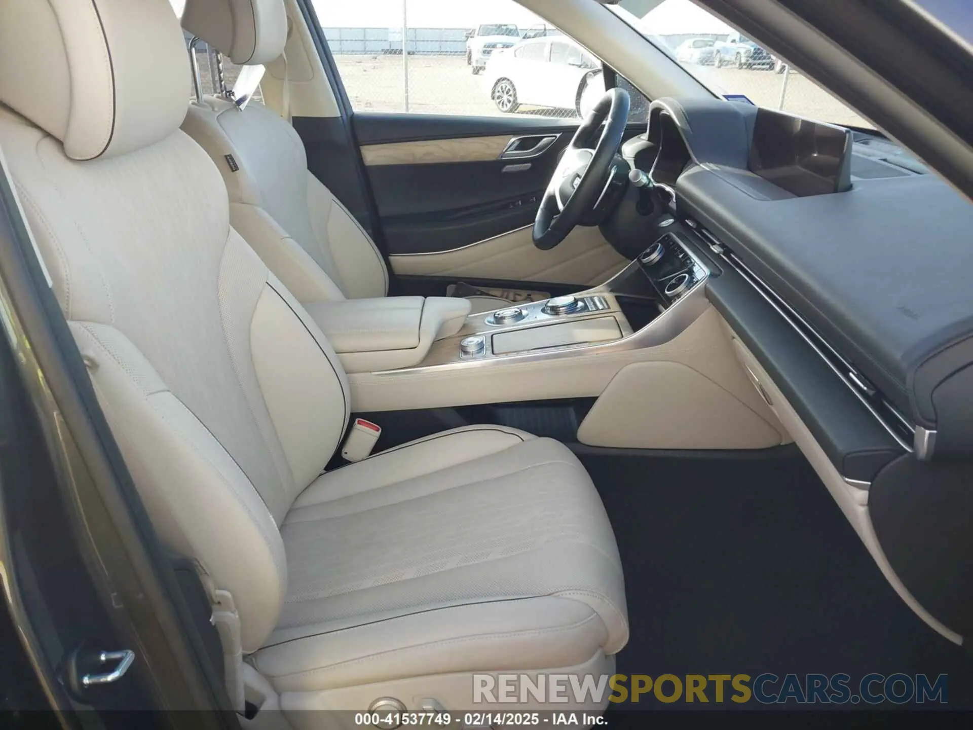 5 fotografías del automóvil dañado KMUHBDSB0PU140410 GENESIS GV80 2023