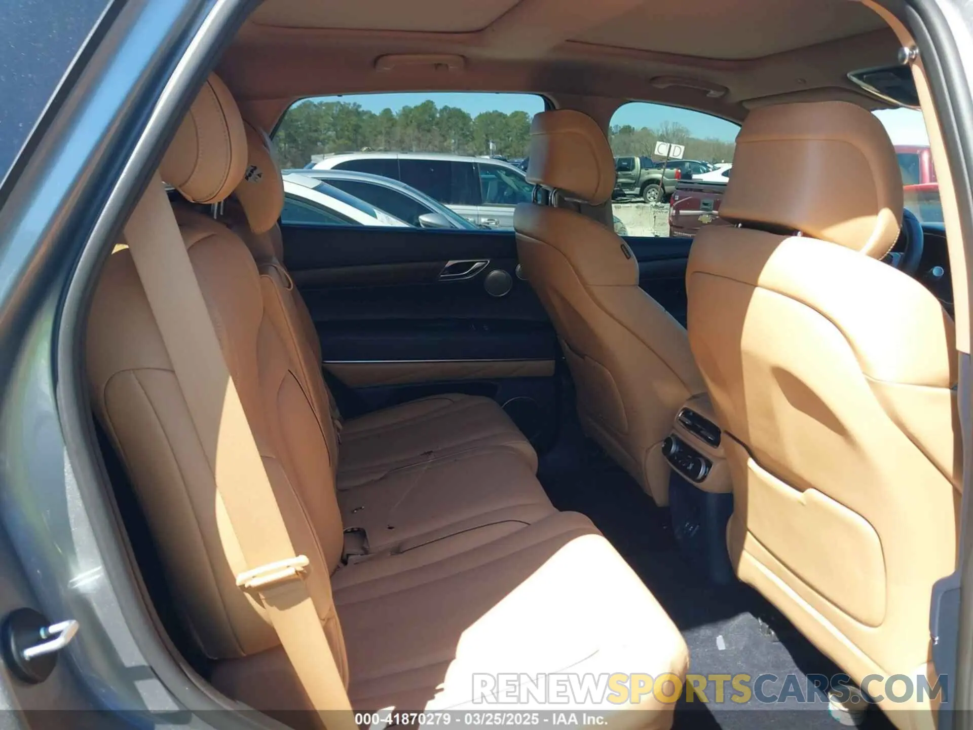 8 fotografías del automóvil dañado KMUHBDSB2PU127612 GENESIS GV80 2023