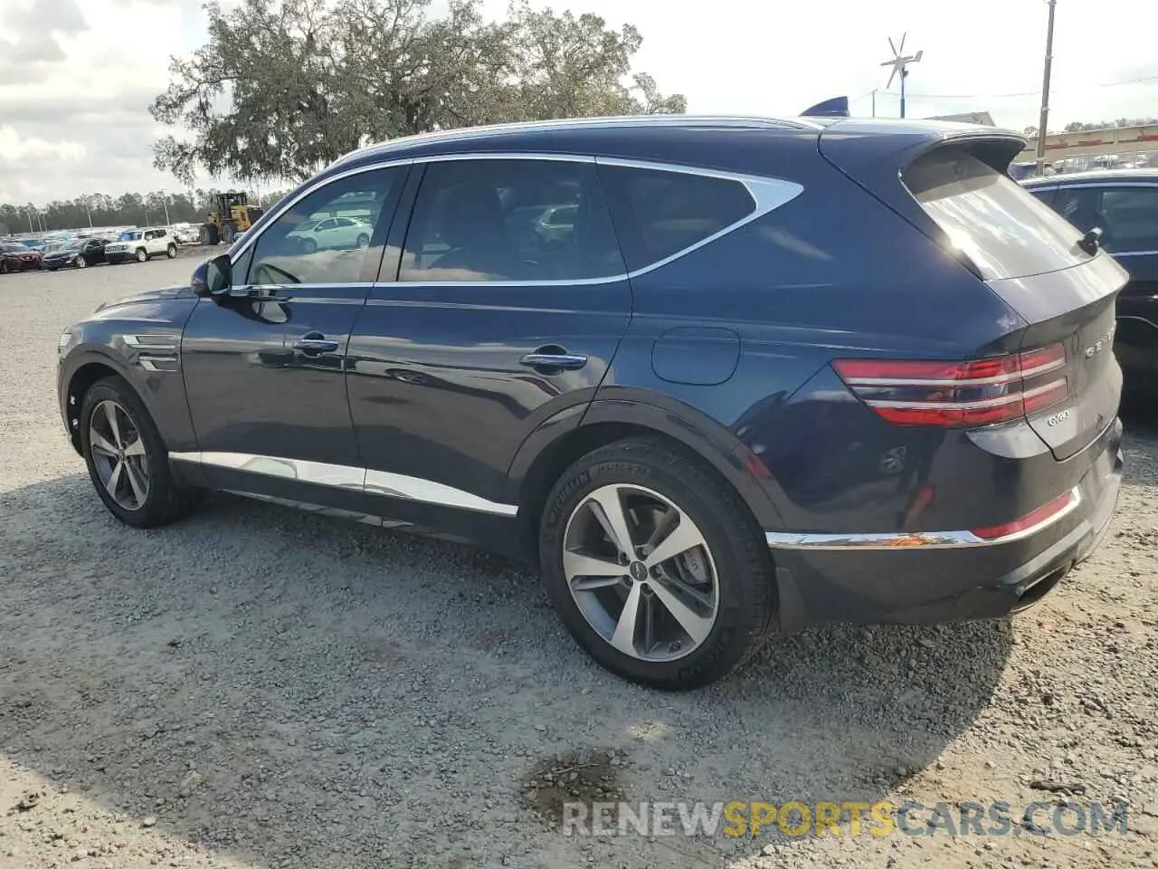2 fotografías del automóvil dañado KMUHBDSB3PU121883 GENESIS GV80 2023