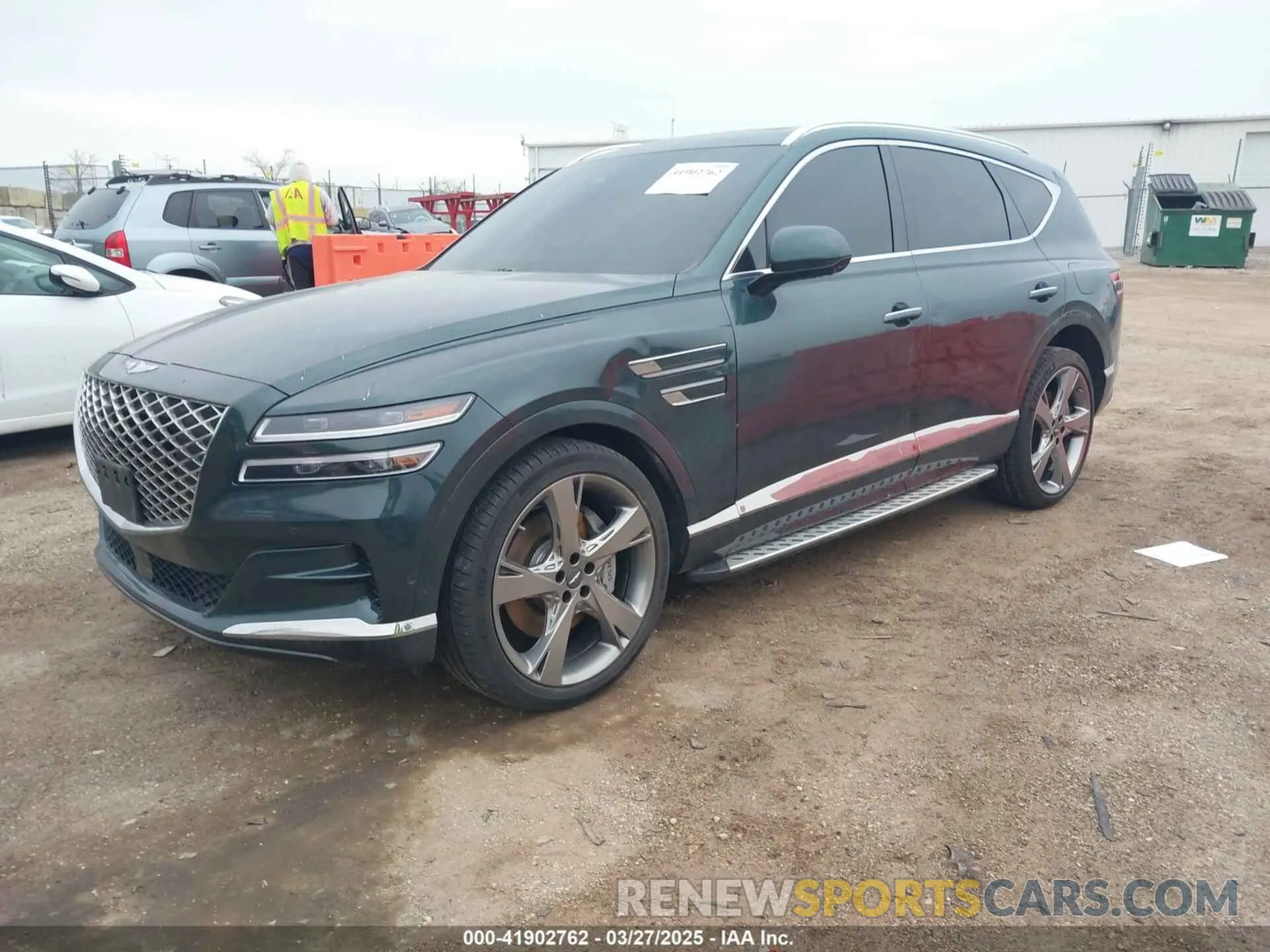 2 fotografías del automóvil dañado KMUHBDSB8PU117571 GENESIS GV80 2023