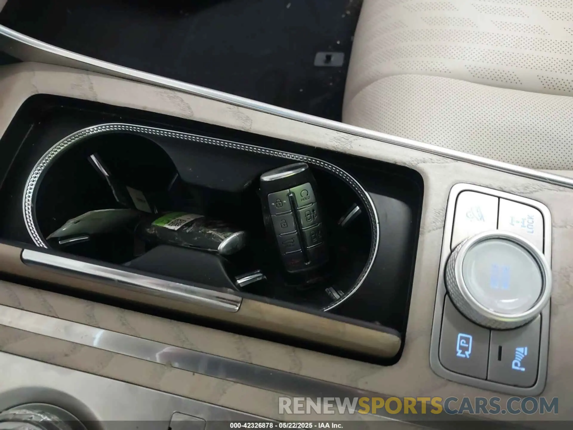 11 fotografías del automóvil dañado KMUHBDSBXPU112470 GENESIS GV80 2023
