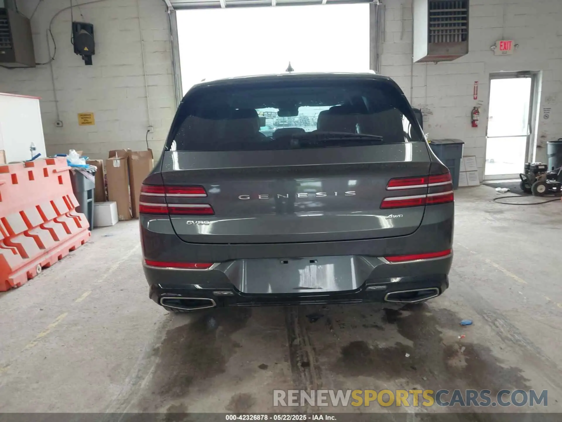 16 fotografías del automóvil dañado KMUHBDSBXPU112470 GENESIS GV80 2023