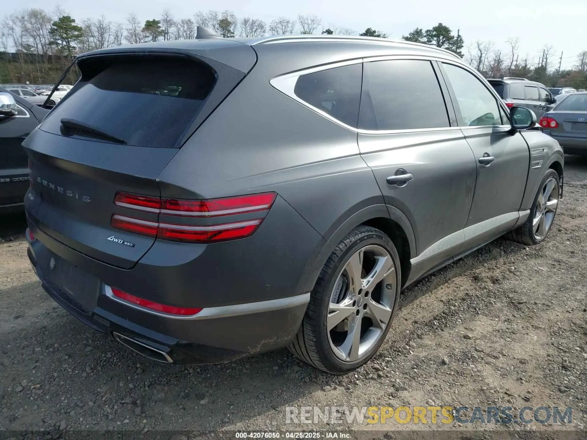 4 fotografías del automóvil dañado KMUHCESC2PU127234 GENESIS GV80 2023