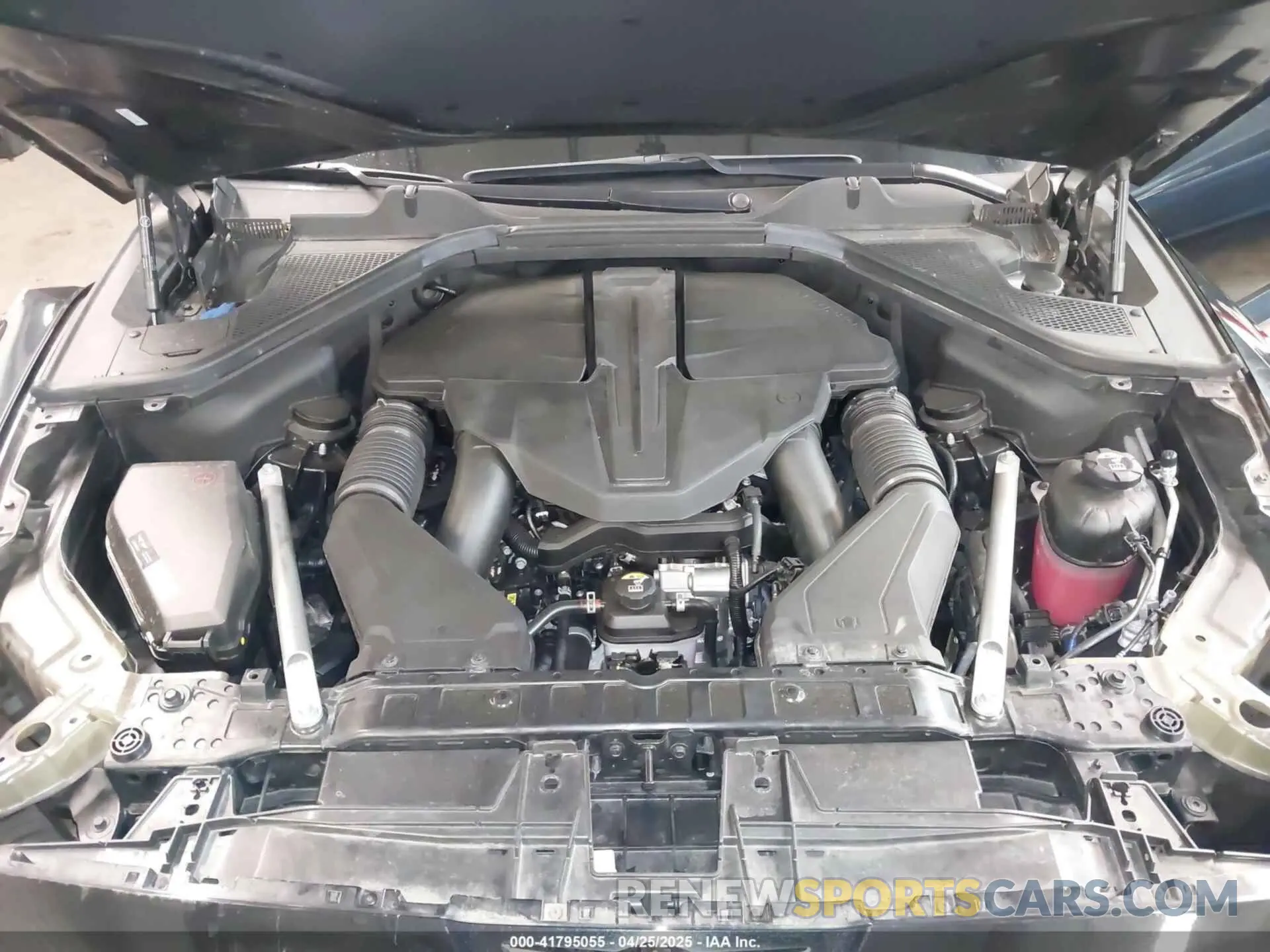 10 fotografías del automóvil dañado KMUHCESC2PU128982 GENESIS GV80 2023