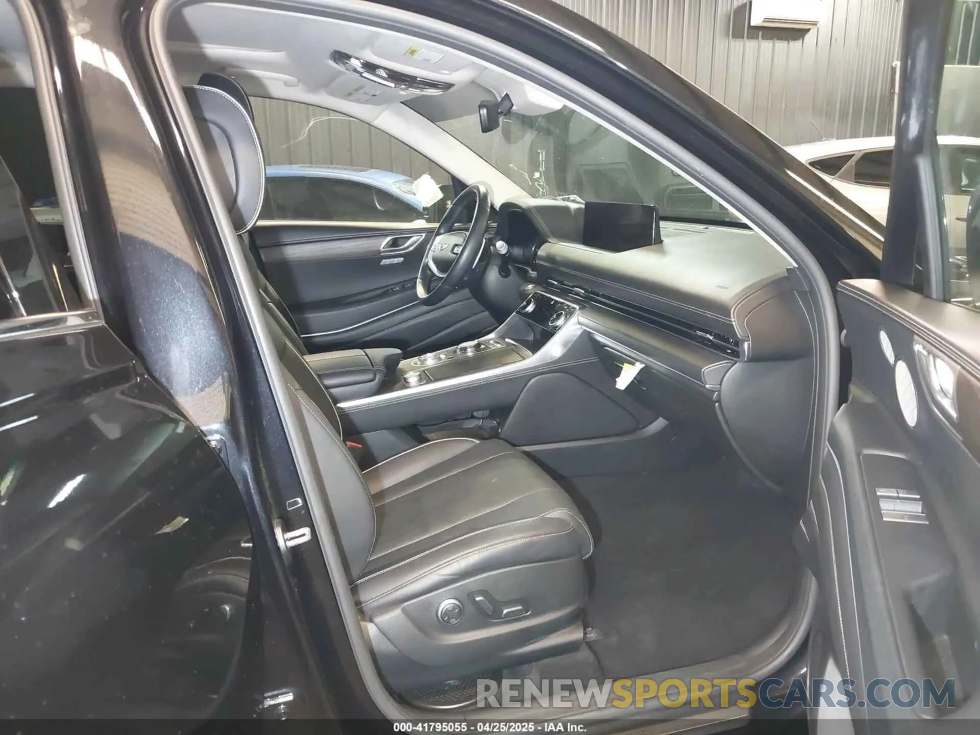5 fotografías del automóvil dañado KMUHCESC2PU128982 GENESIS GV80 2023