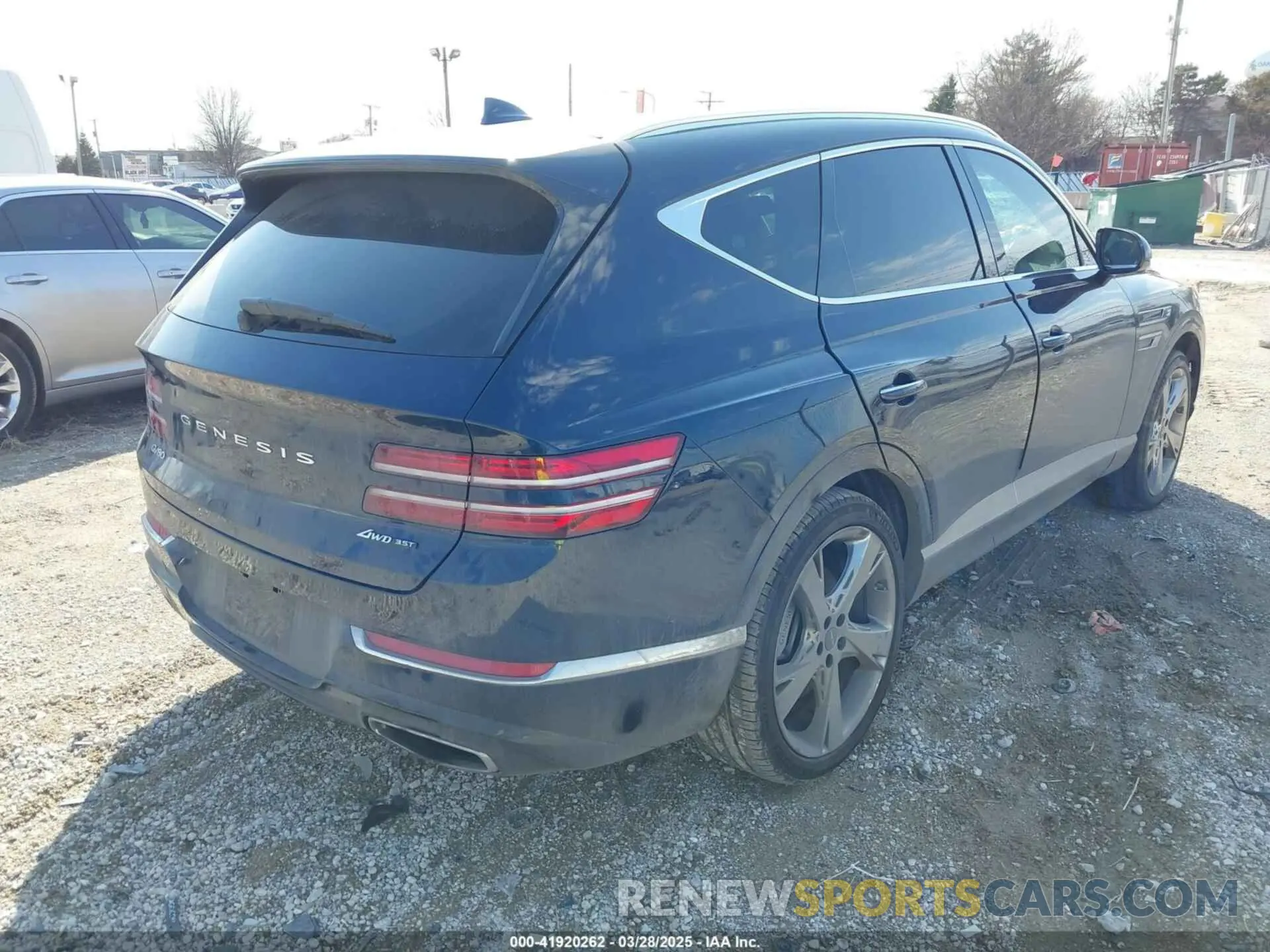 4 fotografías del automóvil dañado KMUHCESC8PU103102 GENESIS GV80 2023