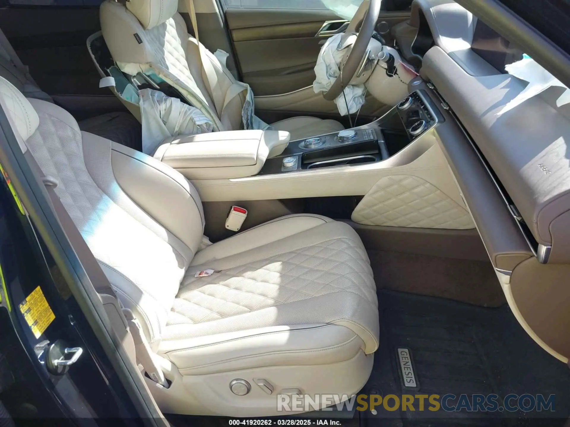 5 fotografías del automóvil dañado KMUHCESC8PU103102 GENESIS GV80 2023