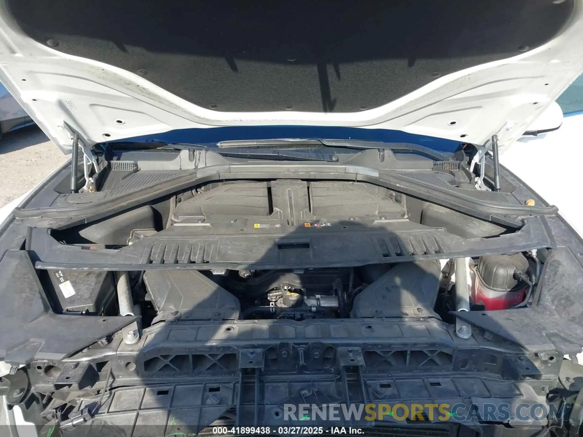 10 fotografías del automóvil dañado KMUHCESCXPU106714 GENESIS GV80 2023