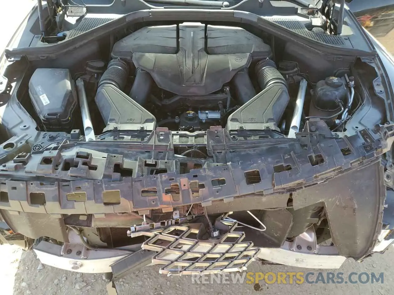 11 fotografías del automóvil dañado KMUHCESCXPU127305 GENESIS GV80 2023