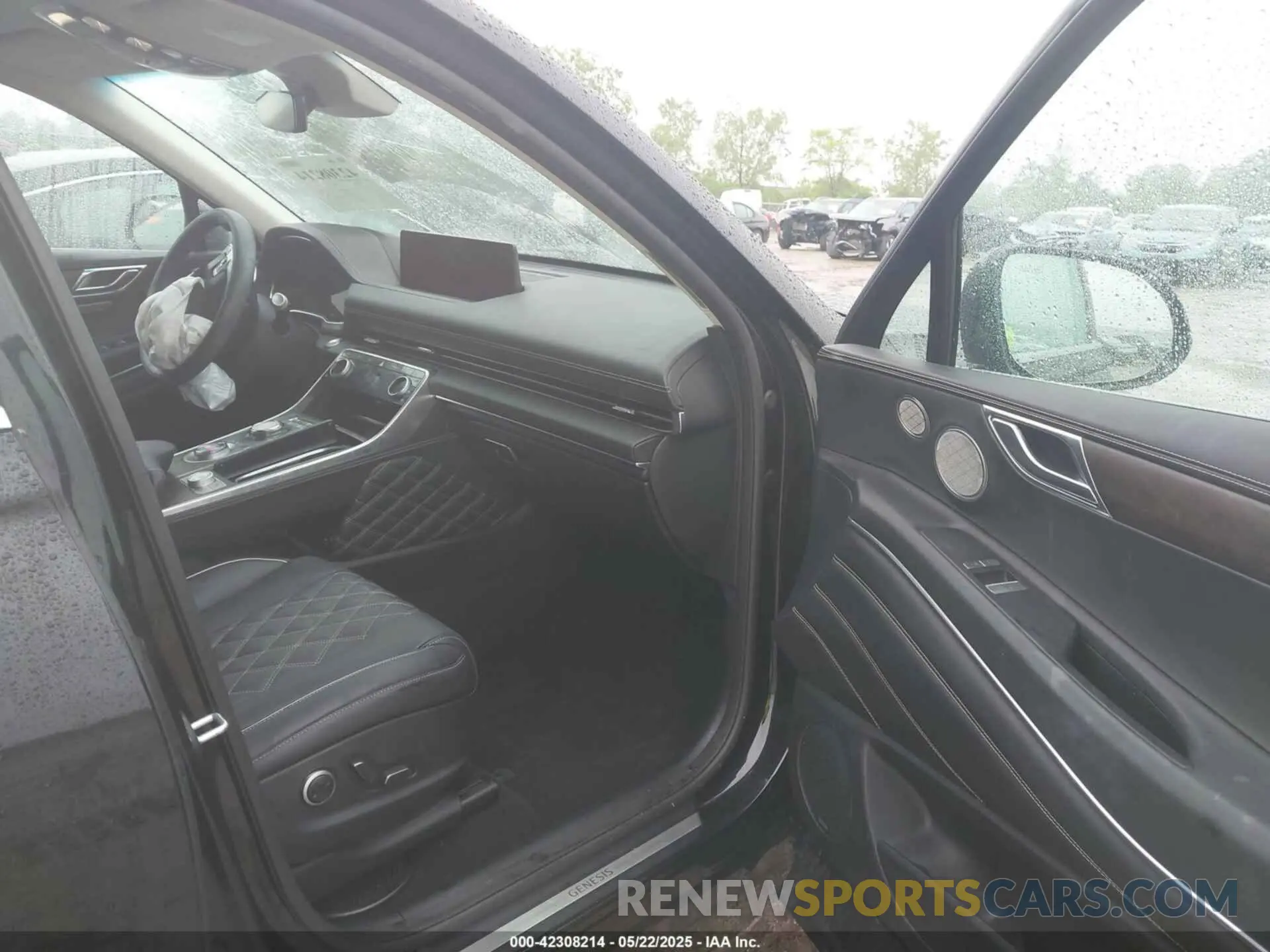 5 fotografías del automóvil dañado KMUHCESCXPU139647 GENESIS GV80 2023
