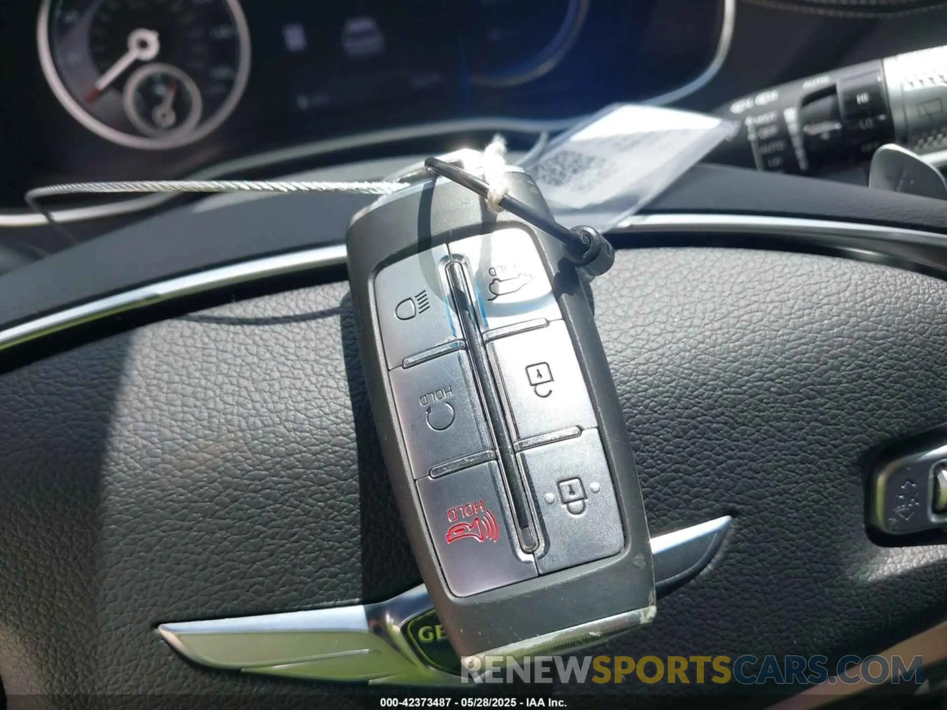 11 fotografías del automóvil dañado KMUHBDSB0RU210037 GENESIS GV80 2024