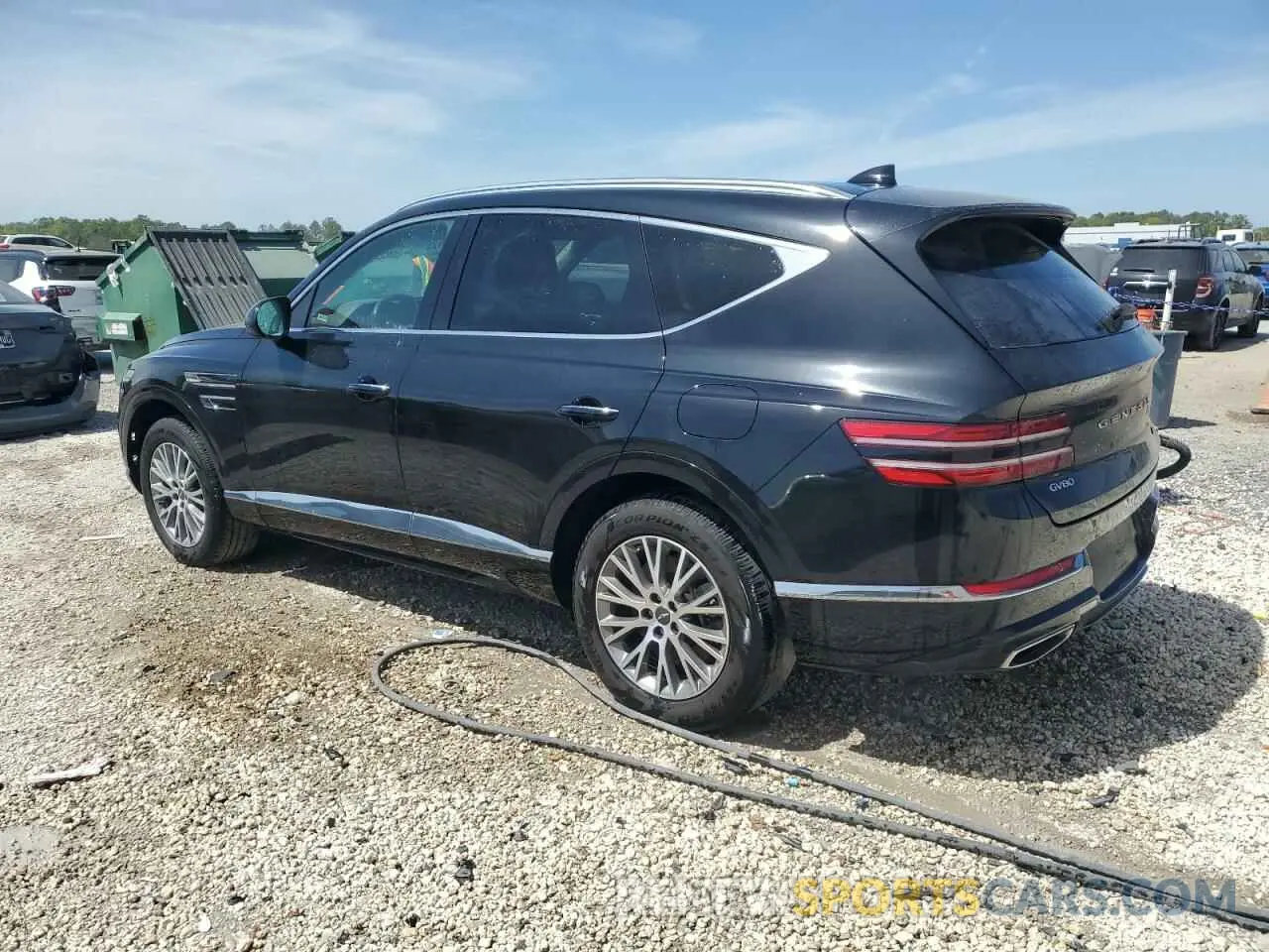 2 fotografías del automóvil dañado KMUHBDSB1RU180417 GENESIS GV80 2024