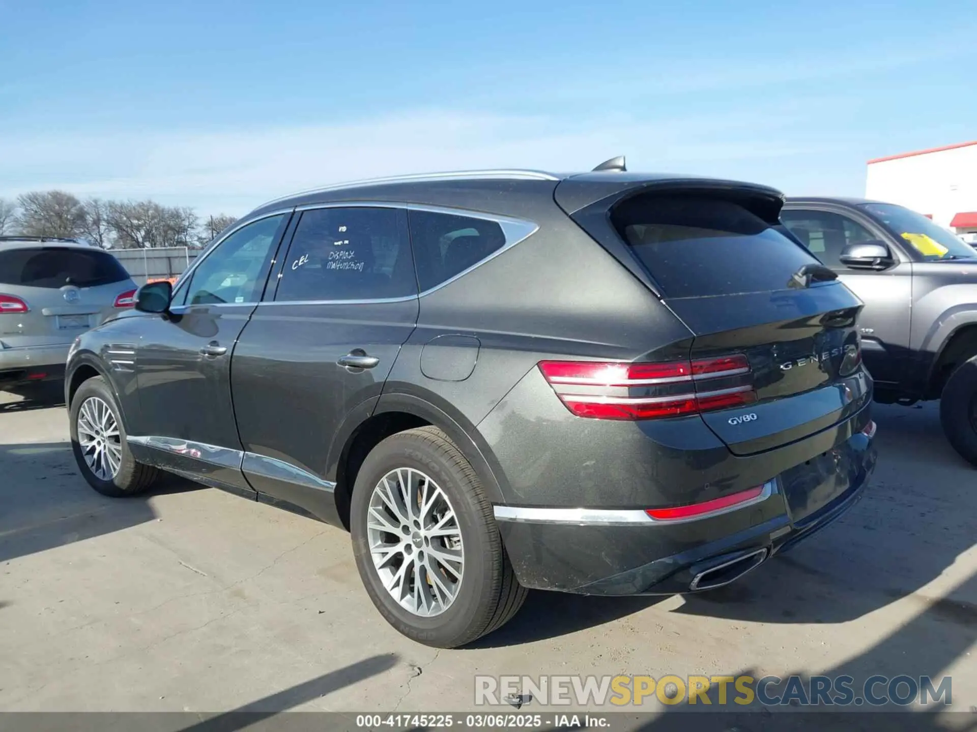 14 fotografías del automóvil dañado KMUHBDSB2RU170530 GENESIS GV80 2024