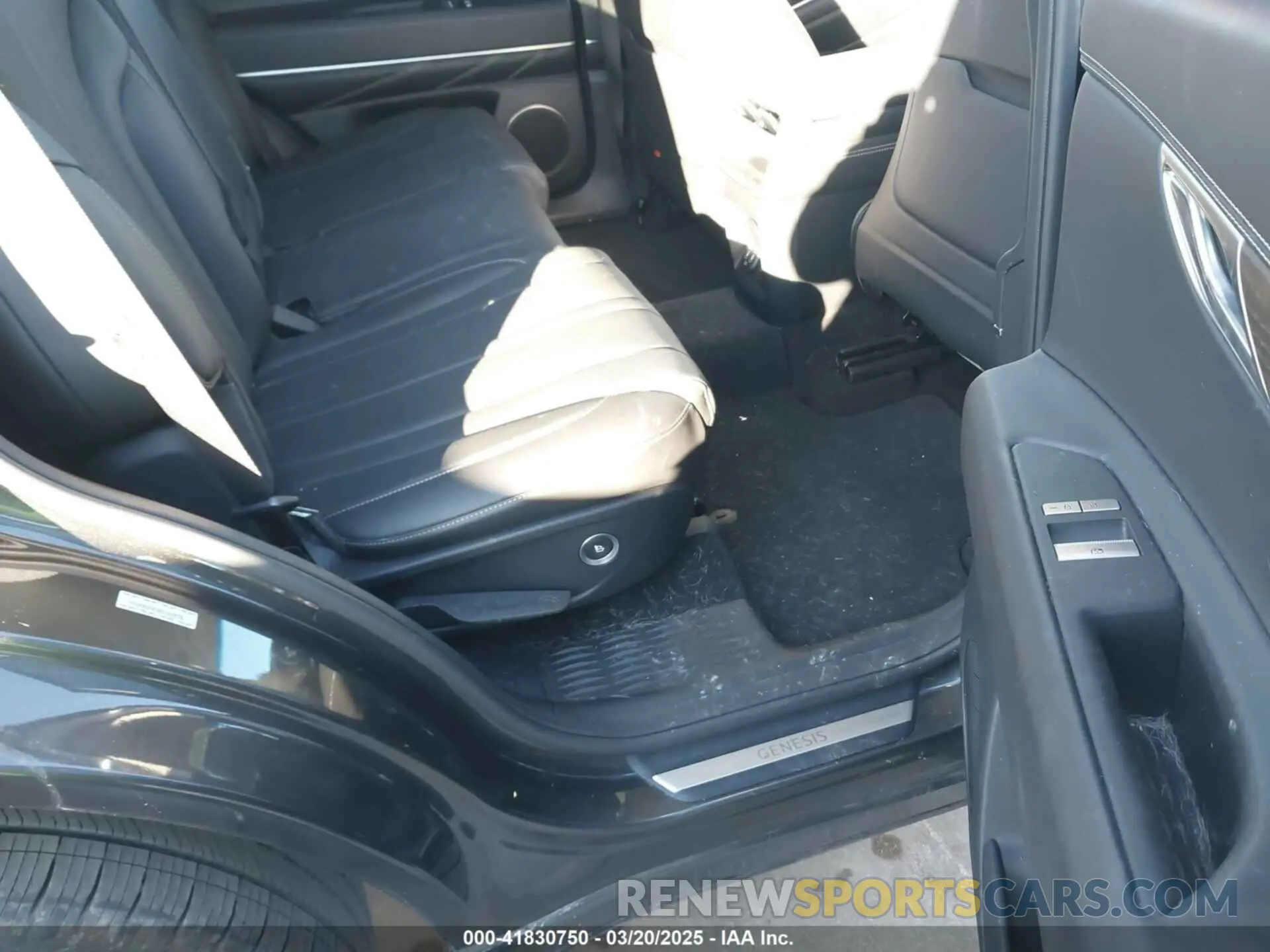 8 fotografías del automóvil dañado KMUHBDSB3RU169838 GENESIS GV80 2024