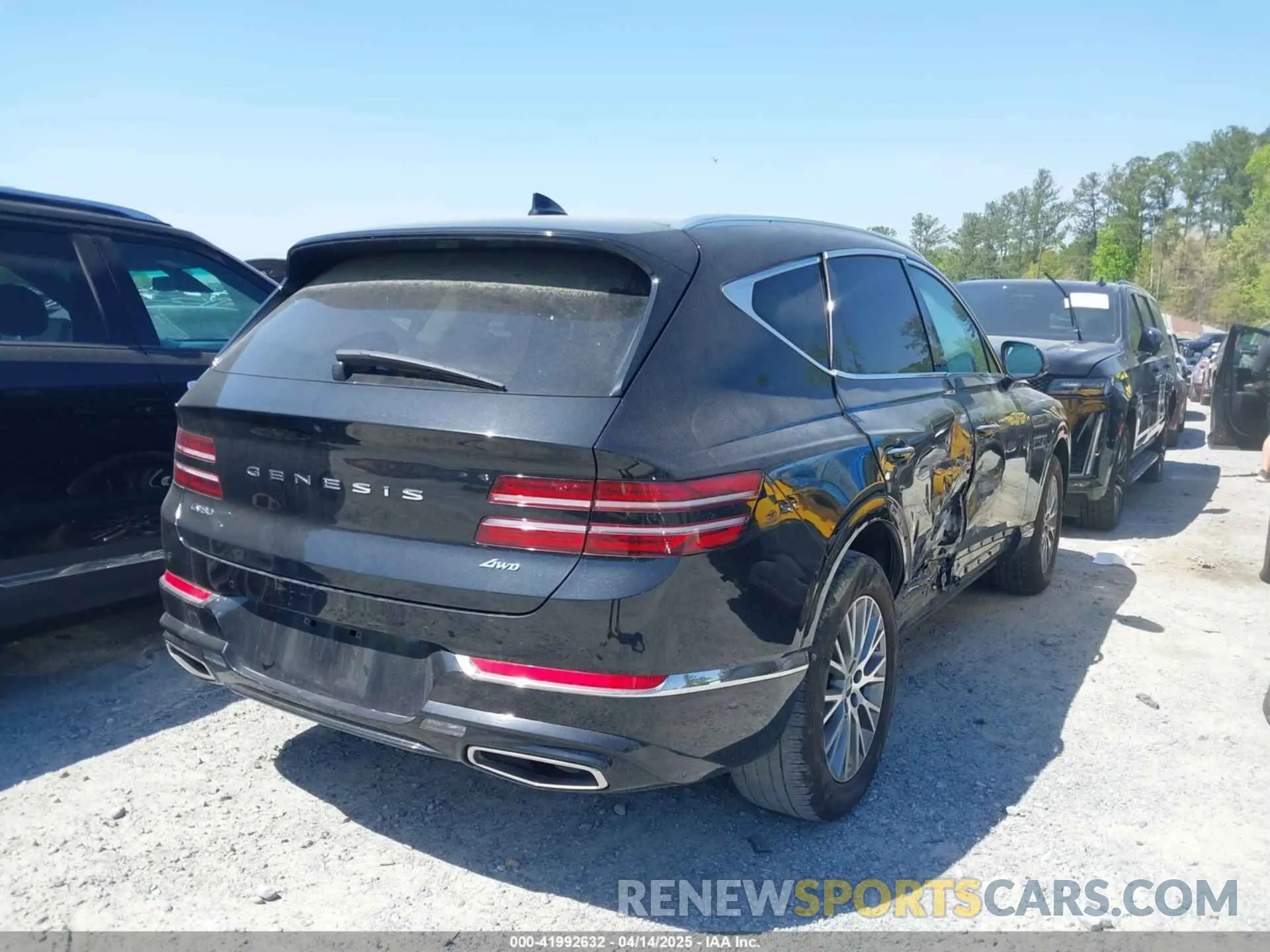 4 fotografías del automóvil dañado KMUHBDSB3RU174036 GENESIS GV80 2024