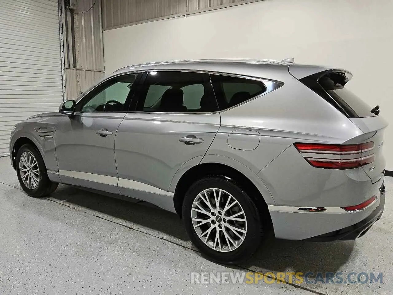 2 fotografías del automóvil dañado KMUHBDSB3RU205706 GENESIS GV80 2024