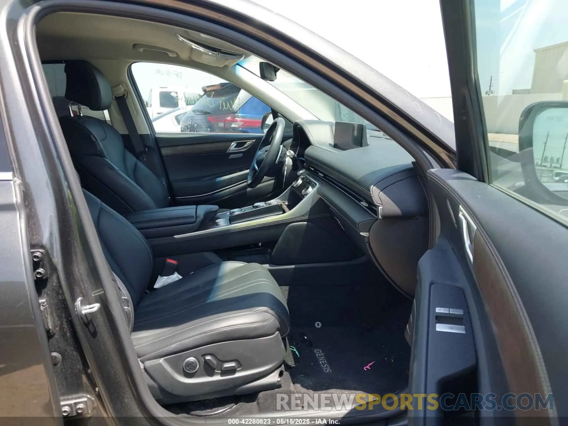 5 fotografías del automóvil dañado KMUHBDSB7RU209659 GENESIS GV80 2024