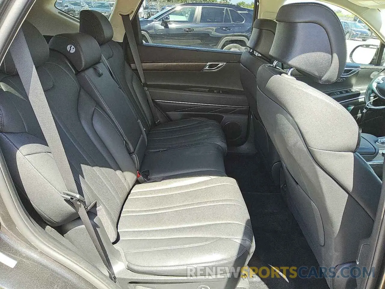 10 fotografías del automóvil dañado KMUHBDSB8RU202476 GENESIS GV80 2024