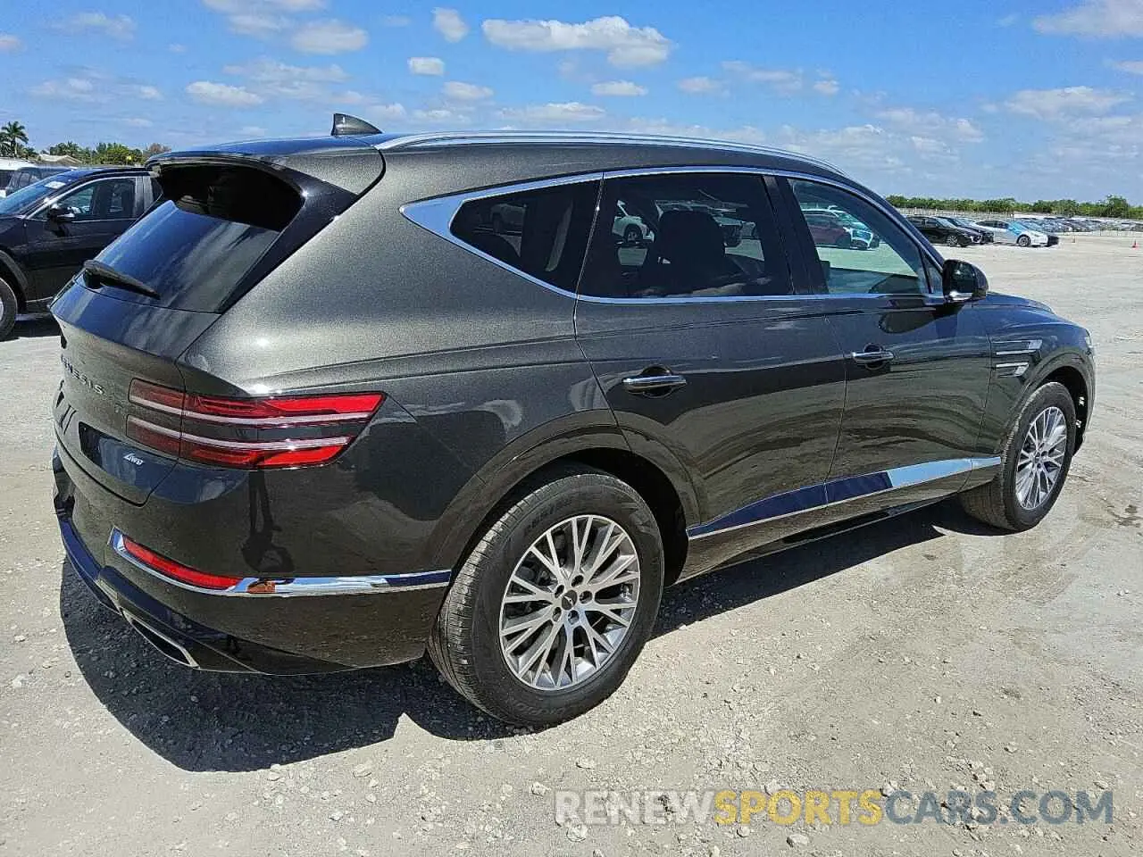 3 fotografías del automóvil dañado KMUHBDSB8RU202476 GENESIS GV80 2024