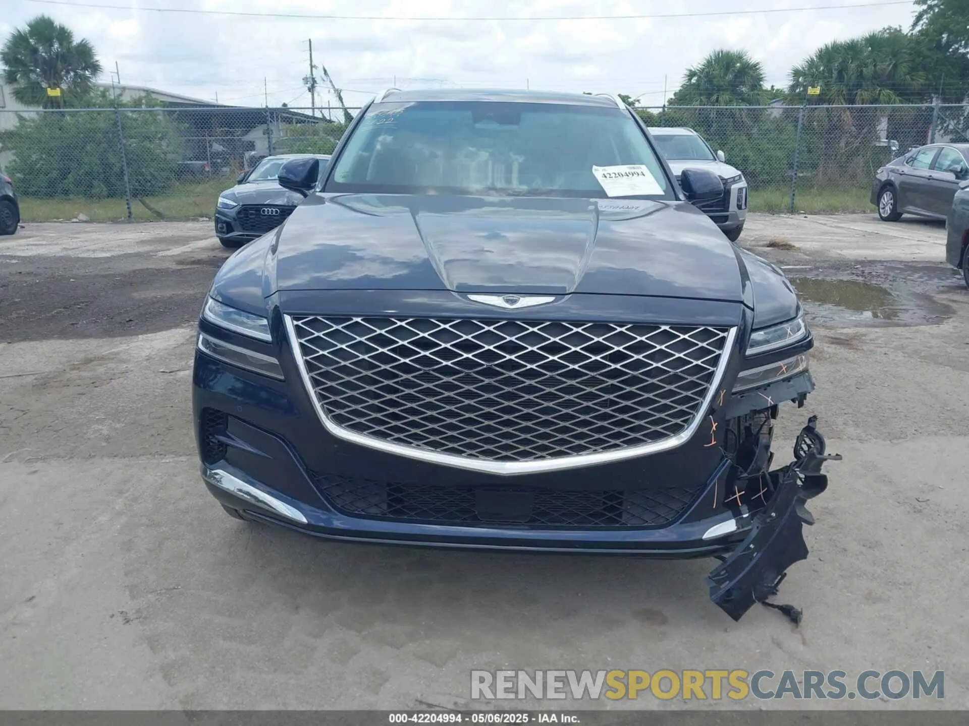 12 fotografías del automóvil dañado KMUHBDSB8RU204289 GENESIS GV80 2024