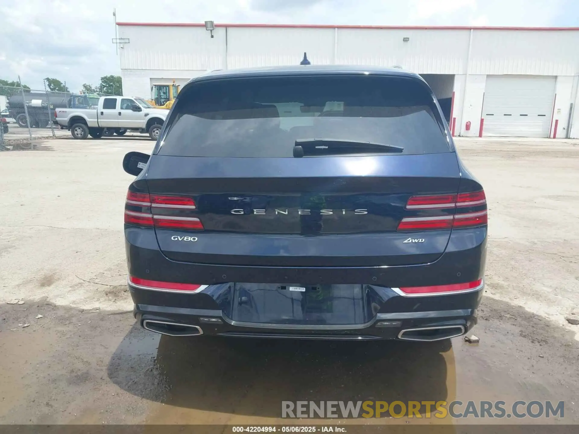 16 fotografías del automóvil dañado KMUHBDSB8RU204289 GENESIS GV80 2024