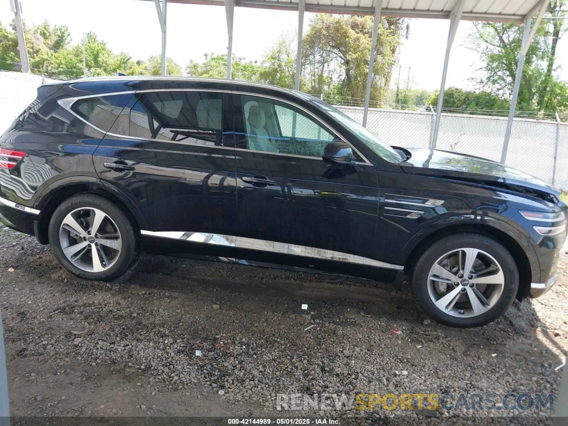 14 fotografías del automóvil dañado KMUHBDSB9RU172288 GENESIS GV80 2024