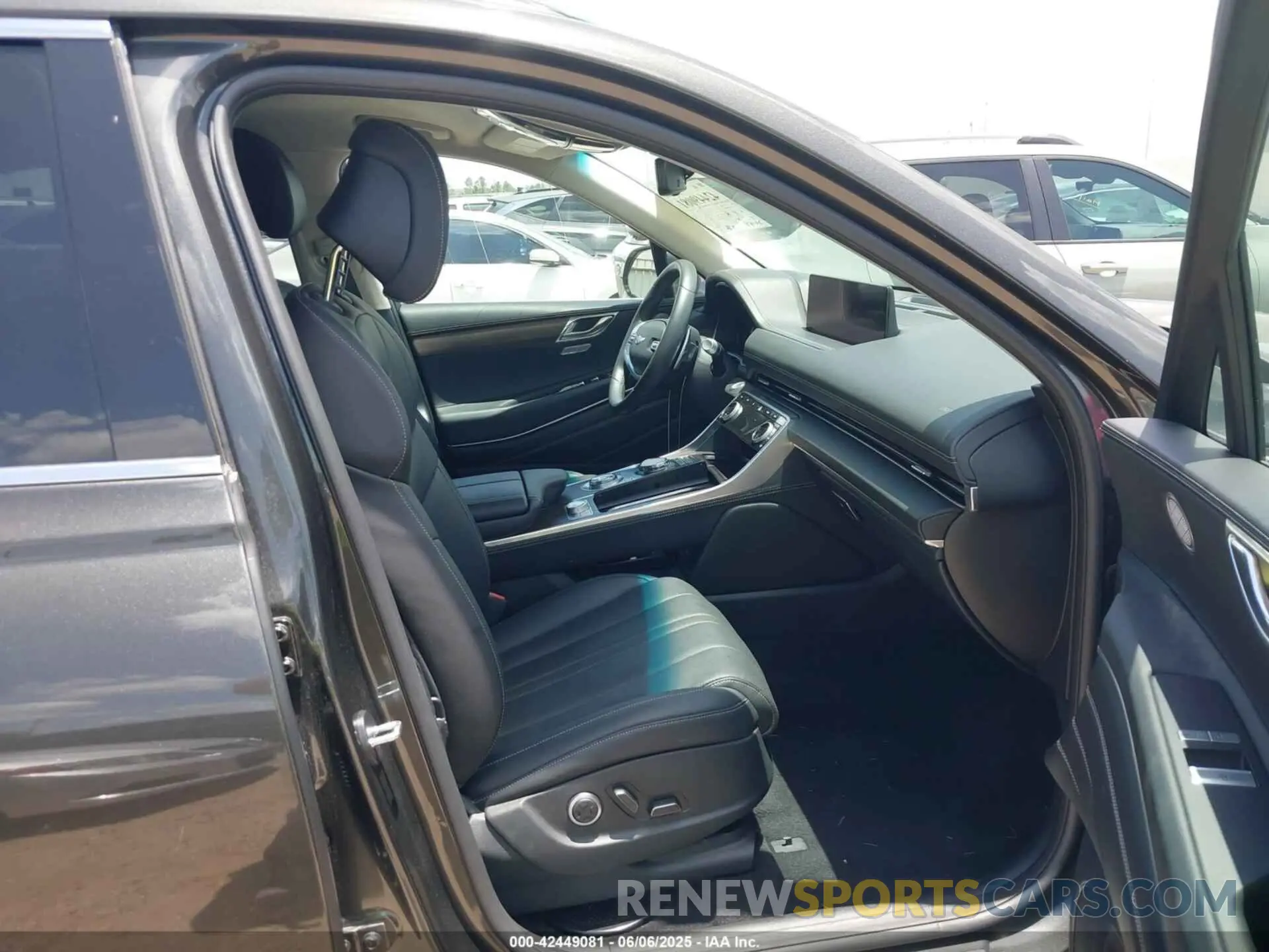 5 fotografías del automóvil dañado KMUHBDSB9RU209209 GENESIS GV80 2024