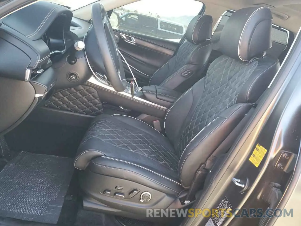 7 fotografías del automóvil dañado KMUHCESC6RU158392 GENESIS GV80 2024