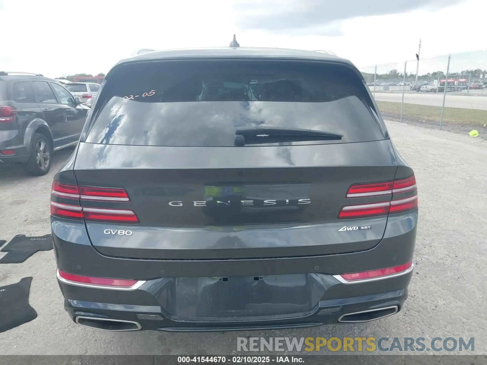 15 fotografías del automóvil dañado KMUHCESC7RU155291 GENESIS GV80 2024