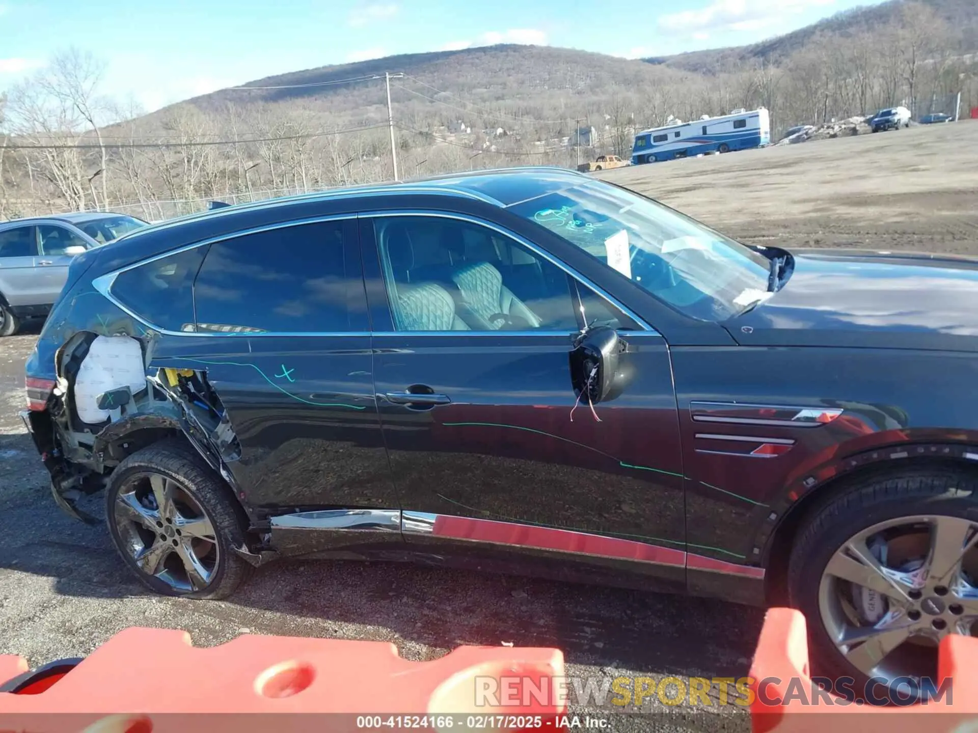 13 fotografías del automóvil dañado KMUHCESC7RU180109 GENESIS GV80 2024