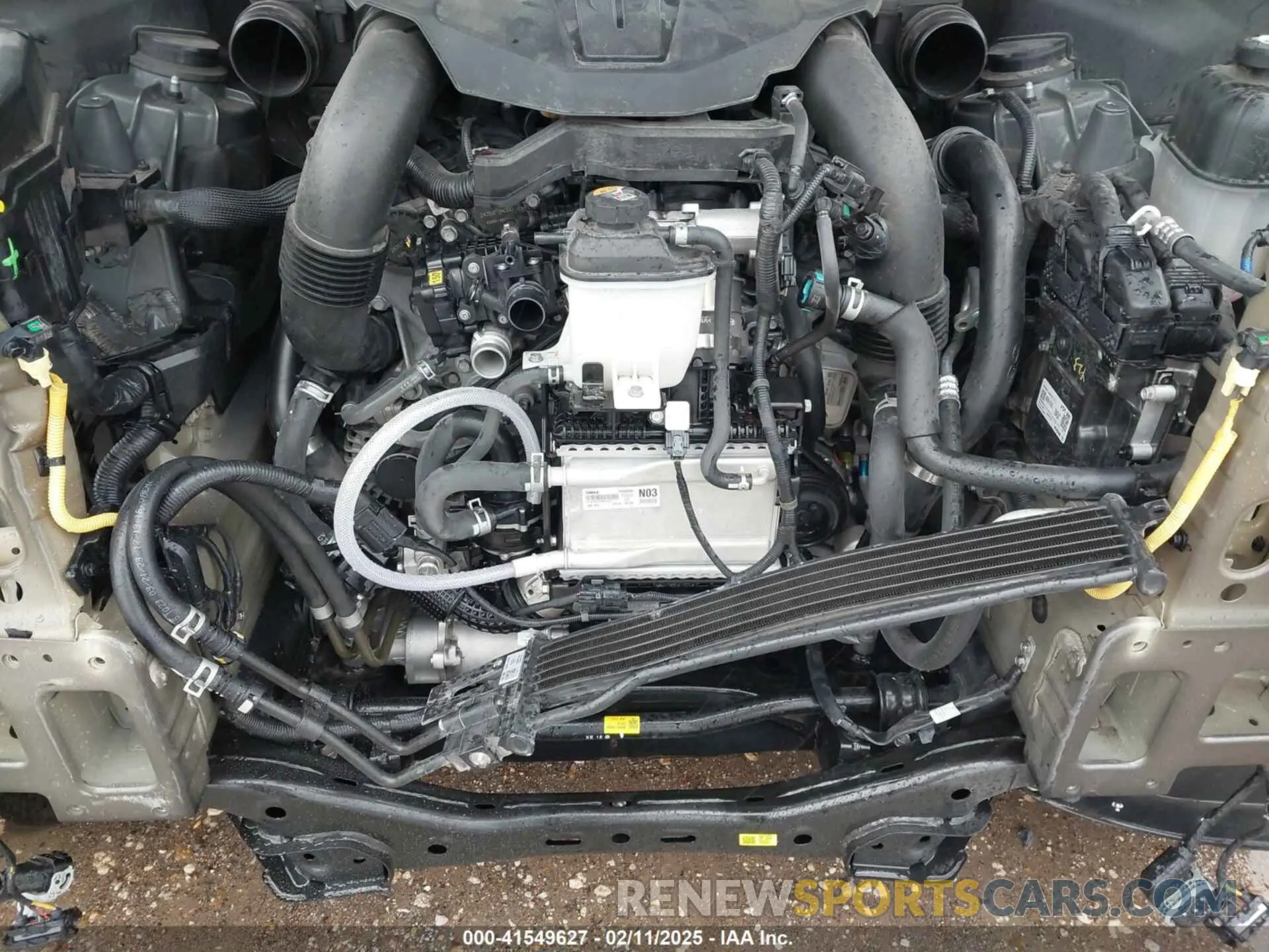 18 fotografías del automóvil dañado KMUHCESC9RU161139 GENESIS GV80 2024