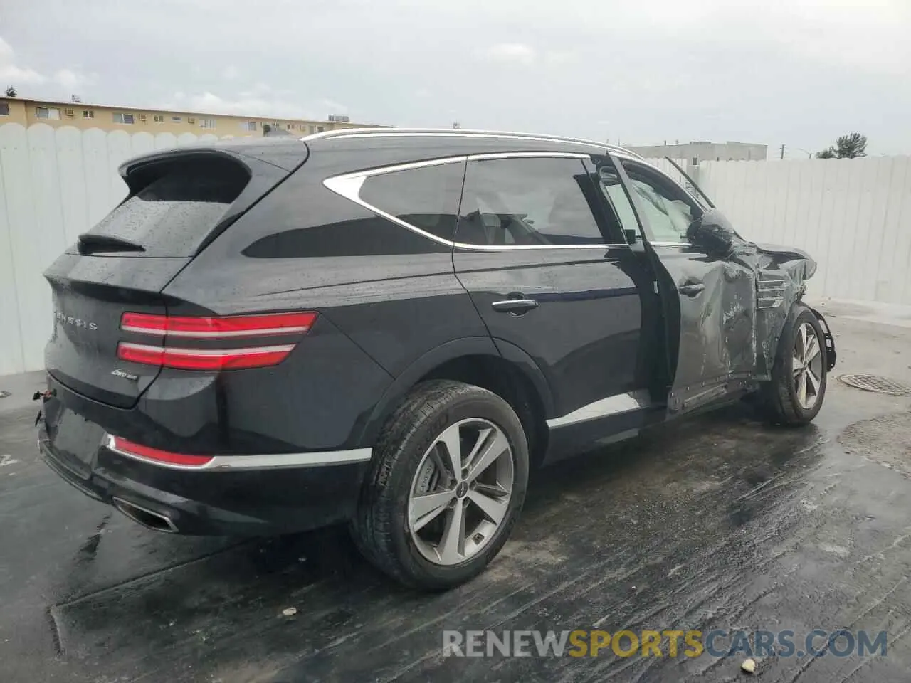 3 fotografías del automóvil dañado KMUHCESCXRU202975 GENESIS GV80 2024