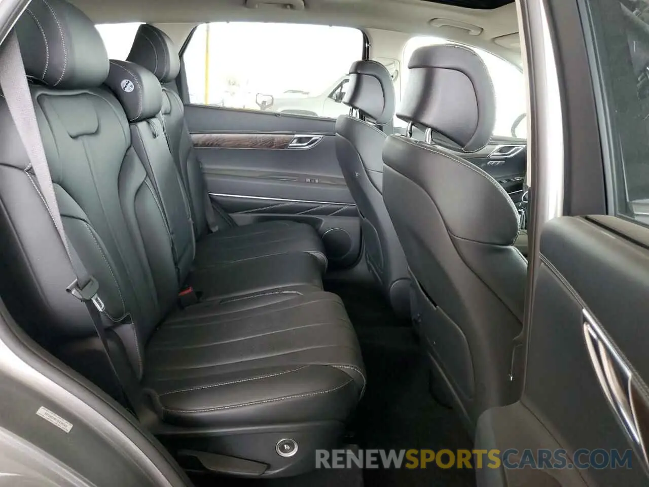11 fotografías del automóvil dañado KMUHCESCXRU203155 GENESIS GV80 2024