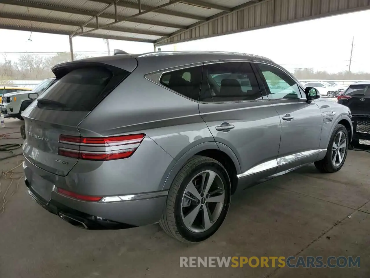 3 fotografías del automóvil dañado KMUHCESCXRU203155 GENESIS GV80 2024